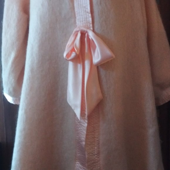 Valentino Jacket Mohair Satin Trim Tie Front Apricot Never Worn. - Picture 2 of 7
